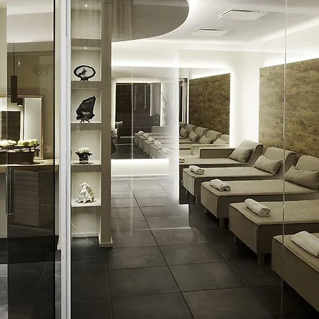 Relais Rossar 호텔 코스테르마노