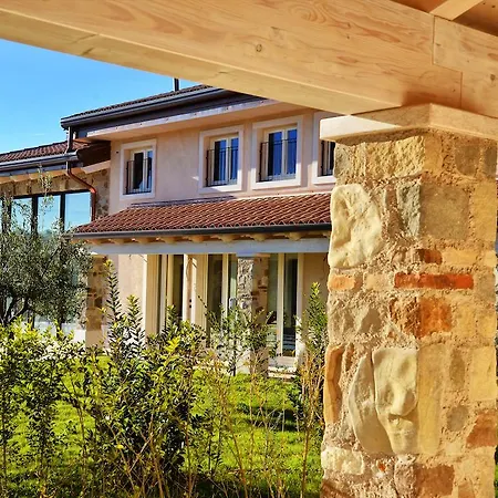 Relais Rossar Boutique Garda & Hills 科斯特曼诺