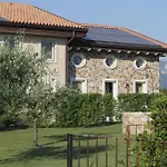 Relais Rossar Boutique Garda & Hills コステロマーノ