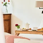 Relais Rossar Boutique Garda & Hills 4* Costermano