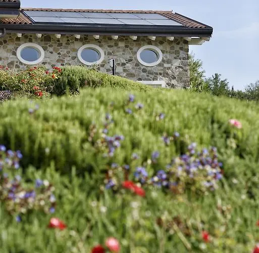 Relais Rossar Boutique Garda & Hills 4*