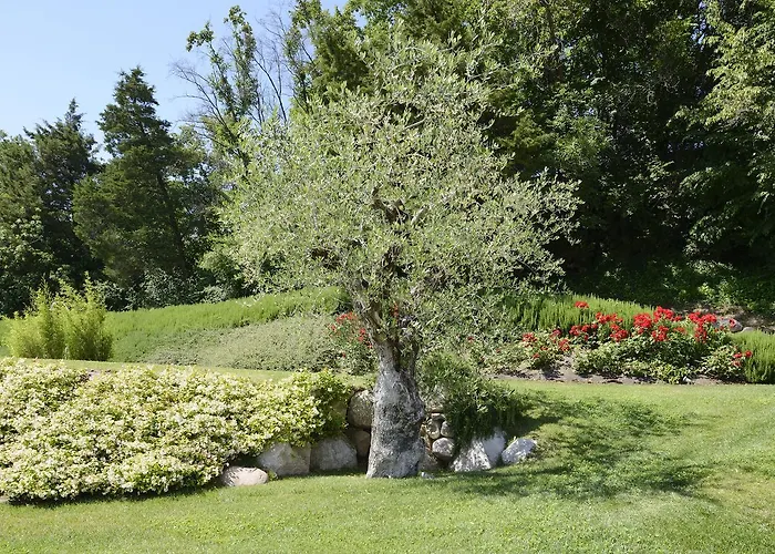 Relais Rossar Boutique Garda & Hills Hotel 4*